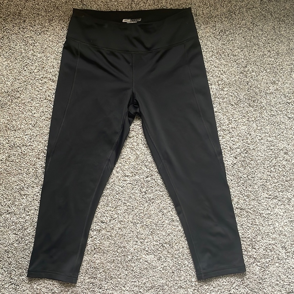 Pack of gently used crop leggings